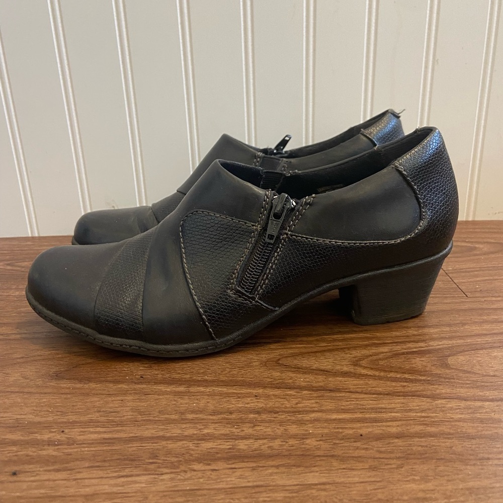 Earth Origins Black Ankle Booties with Comfort Block Heel